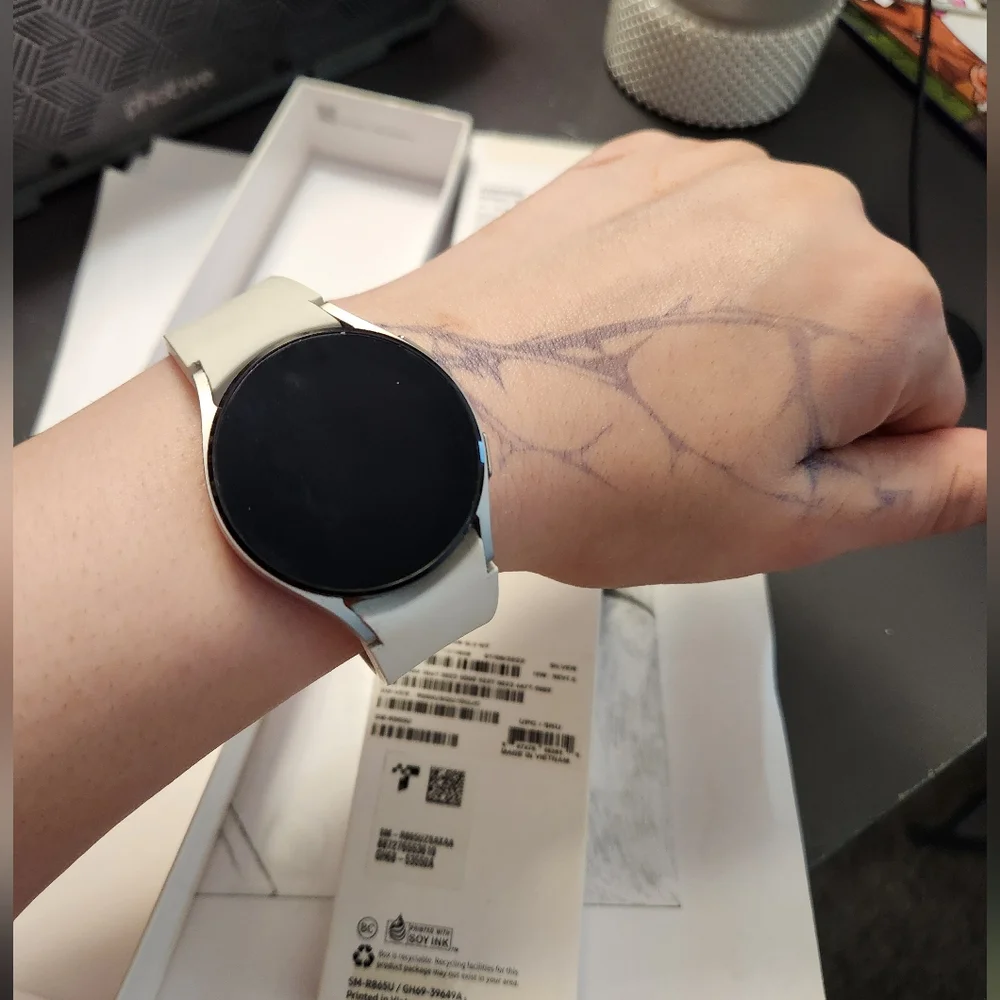 Samsung Galaxy watch 4 - Picture 2 of 10